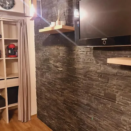 Apt With Pool And Balcony Near The Beach